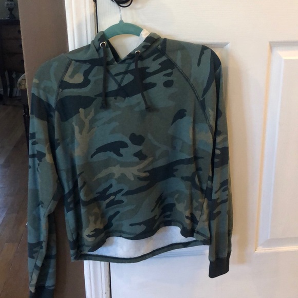 Camo cropped hoodie - Picture 1 of 2